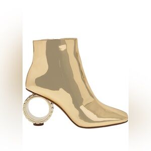 Katy Perry Linksy Gold Ankle Boots – A Bold Statement! ✨